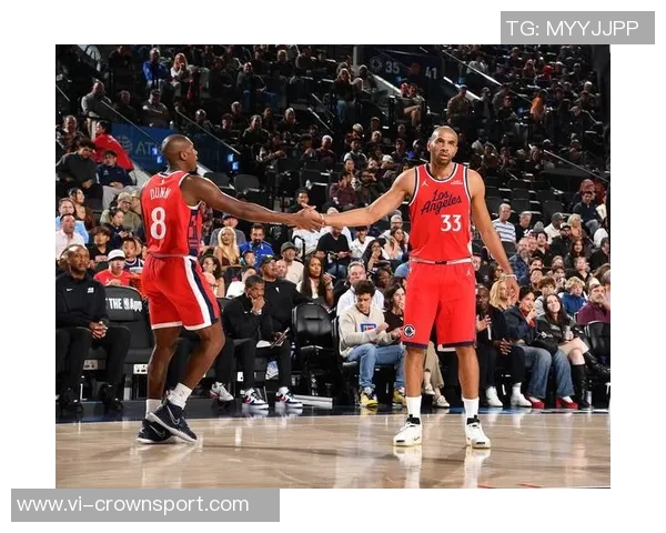 快船赋予保罗更衣室领袖角色以弥补哈登与小卡的沉默缺陷